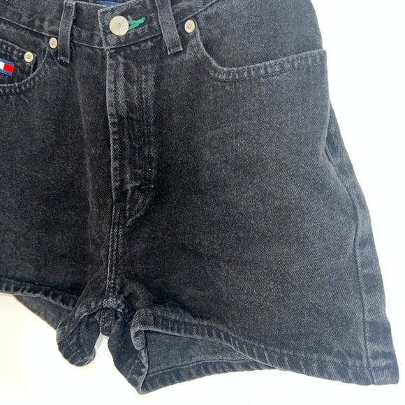 Tommy Hilfiger Vintage Women's Black Denim Shorts - Picture 7 of 12